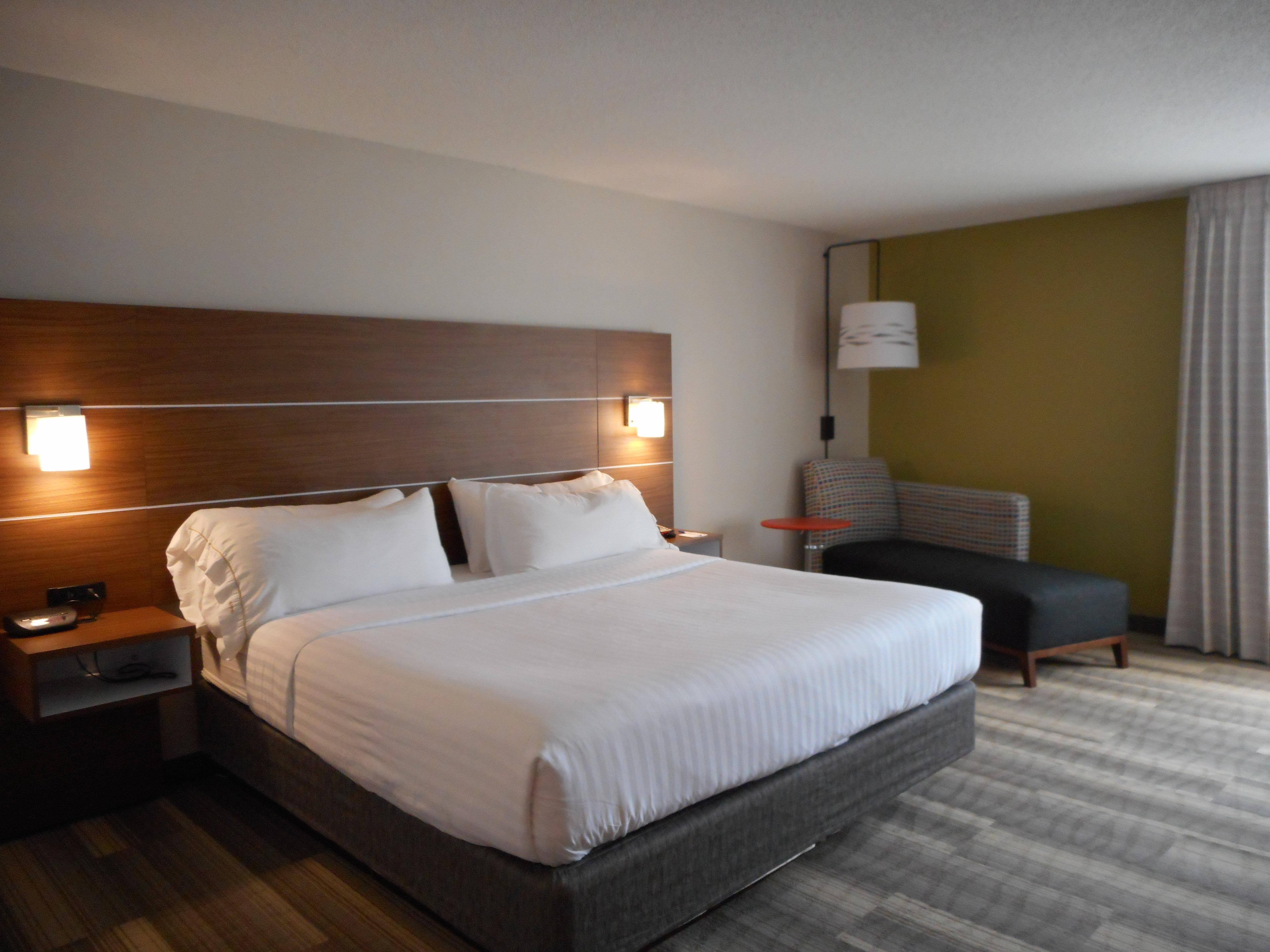 Holiday Inn Express Fairfield By Ihg Екстер'єр фото