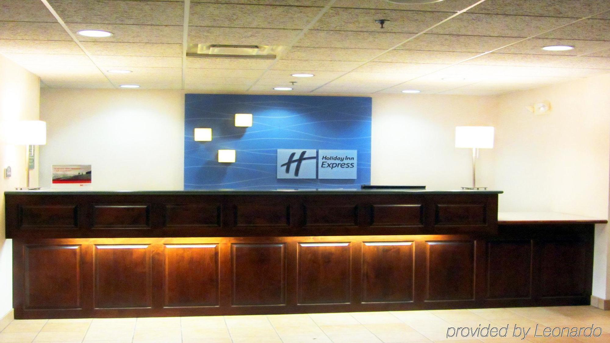 Holiday Inn Express Fairfield By Ihg Екстер'єр фото
