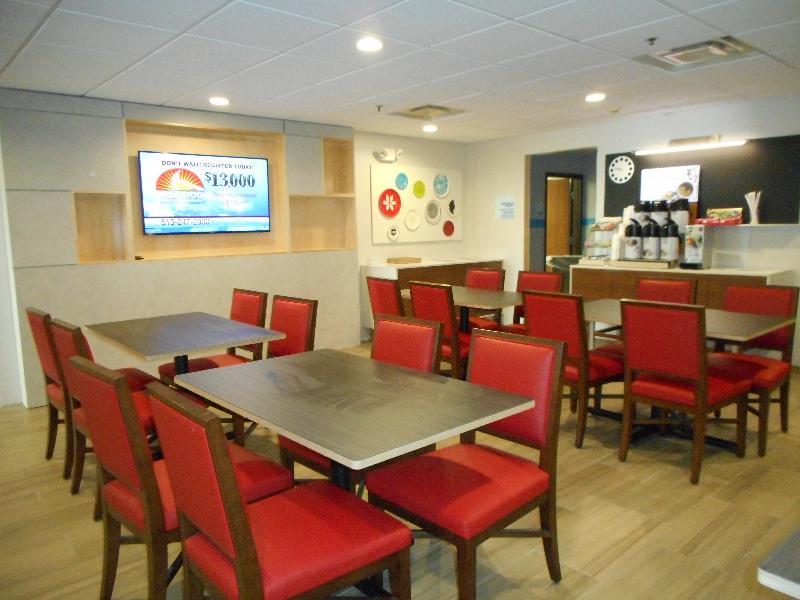 Holiday Inn Express Fairfield By Ihg Екстер'єр фото